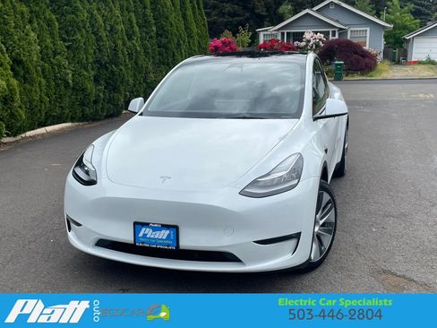 Used 2023 Tesla Model Y Long Range AWD/4WD image 1