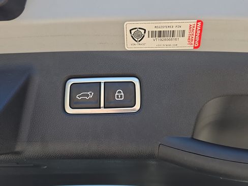 Certified 2023 Kia Sorento SX AWD/4WD image 11
