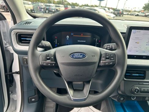 New 2025 Ford Maverick XLT image 13