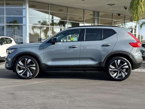 Certified 2023 Volvo XC40 B5 Ultimate w/ Climate Package AWD/4WD image 2