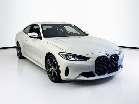 Used 2021 BMW 430i Coupe w/ Convenience Package image 3