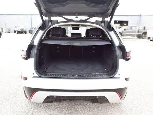 Used 2022 Land Rover Range Rover Velar S AWD/4WD image 19