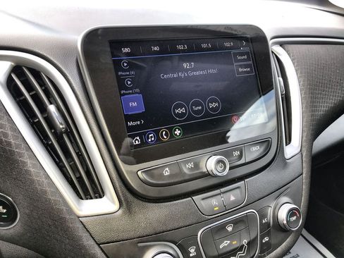 Used 2024 Chevrolet Malibu LS image 15