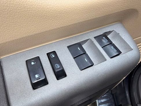 Used 2016 Ford F250 Lariat w/ Chrome Package AWD/4WD image 25