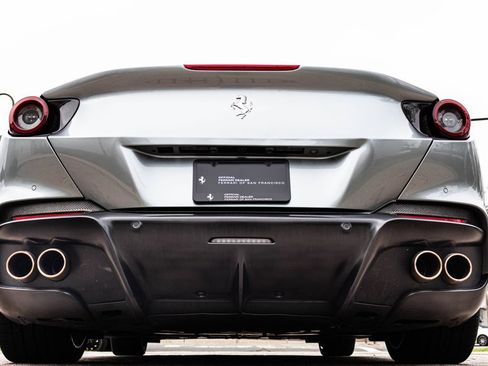 Certified 2022 Ferrari Portofino M RWD image 23