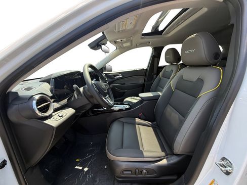 New 2026 Chevrolet Trax ACTIV w/ Sunroof Package FWD image 9