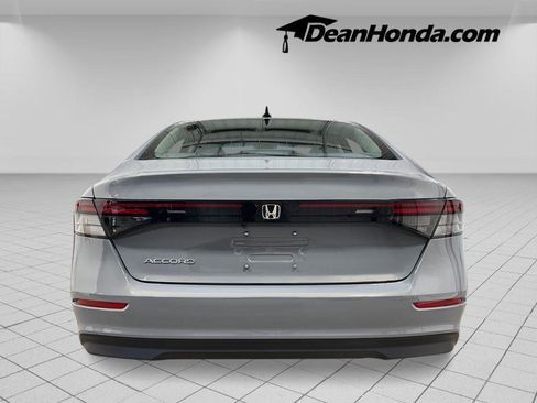 New 2026 Honda Accord SE image 4