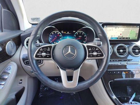 Used 2020 Mercedes-Benz GLC 300 4MATIC image 14