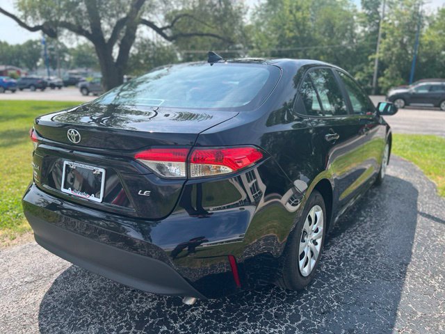 Used 2023 Toyota Corolla LE FWD image 8