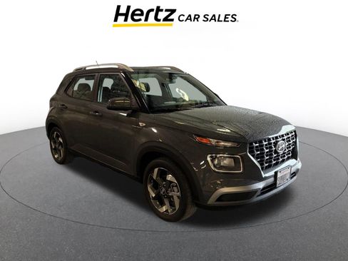 Used 2025 Hyundai Venue SEL FWD image 1
