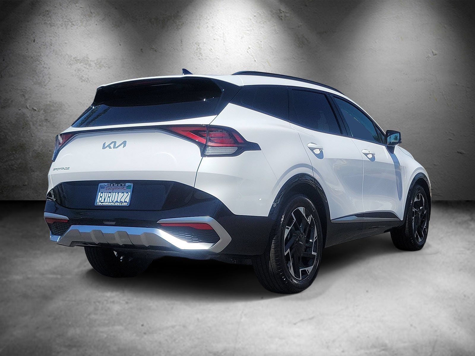 Used 2025 Kia Sportage SX FWD image 3