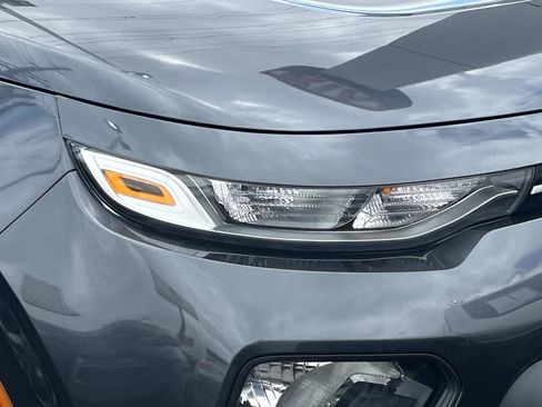 Used 2020 Kia Soul S FWD image 7