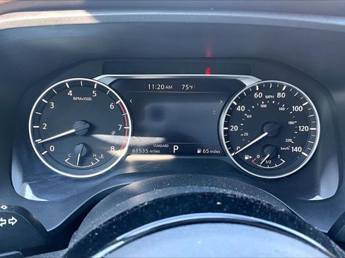 Used 2022 Nissan Rogue SV FWD image 26