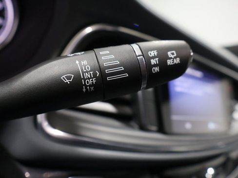 Used 2024 Buick Enclave Essence w/ Experience Buick Package image 43