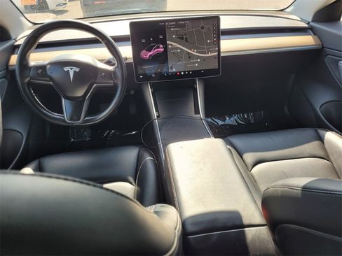 Used 2018 Tesla Model 3 Long Range image 15