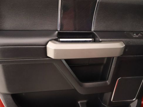 Used 2021 Ford F250 Platinum w/ FX4 Off-Road Package image 18