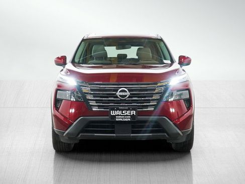 Used 2024 Nissan Rogue SV w/ SV Premium Package AWD/4WD image 8