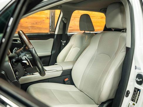 Used 2020 Lexus RX 450h AWD w/ Premium Package image 10