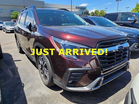 Used 2023 Subaru Ascent Touring AWD/4WD image 2