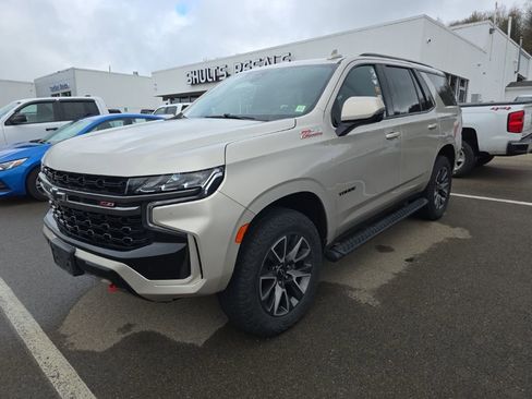 Used 2022 Chevrolet Tahoe Z71 w/ Luxury Package image 8