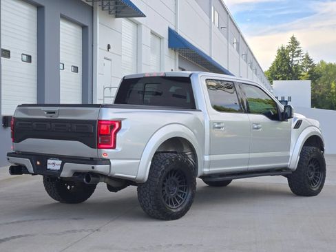 Used 2019 Ford F150 Raptor w/ Equipment Group 802A Luxury AWD/4WD image 8