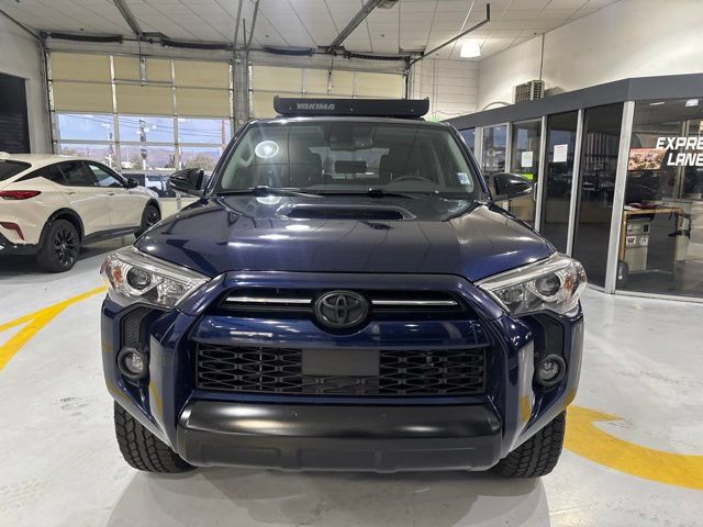 Used 2021 Toyota 4Runner Venture w/ Moonroof Package AWD/4WD image 10