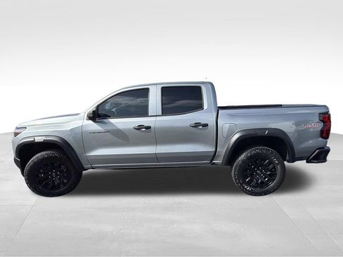 Used 2023 Chevrolet Colorado Trail Boss AWD/4WD image 6