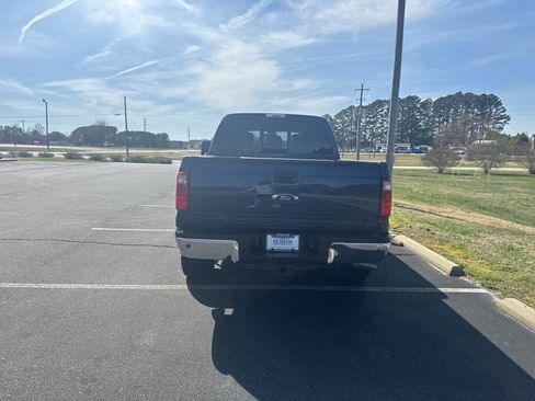 Used 2014 Ford F250 Lariat w/ Lariat Ultimate Package image 6