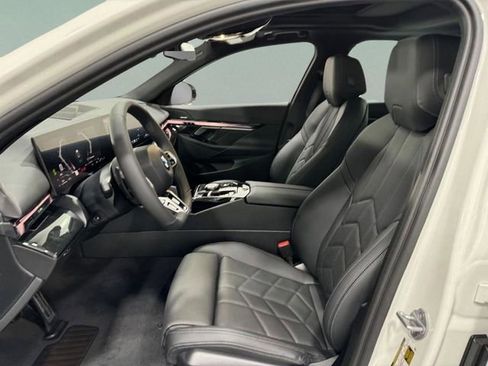 New 2026 BMW 530i xDrive w/ M Sport Package AWD/4WD image 26