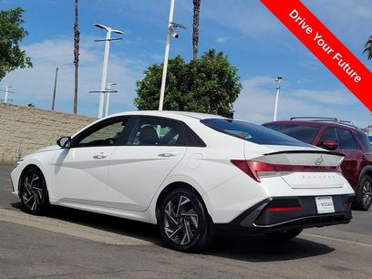 Used 2025 Hyundai Elantra Sport