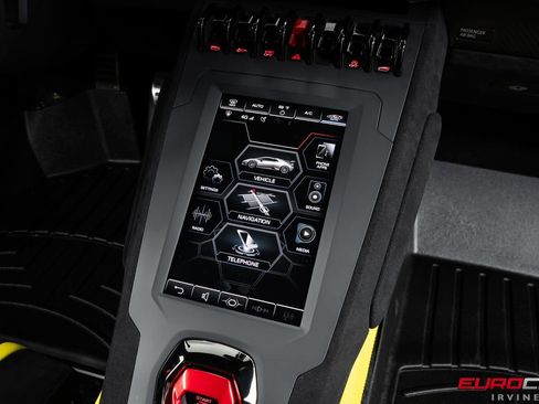 Used 2022 Lamborghini Huracan STO RWD image 34