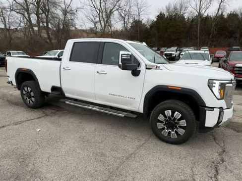 New 2026 GMC Sierra 3500 Denali image 2