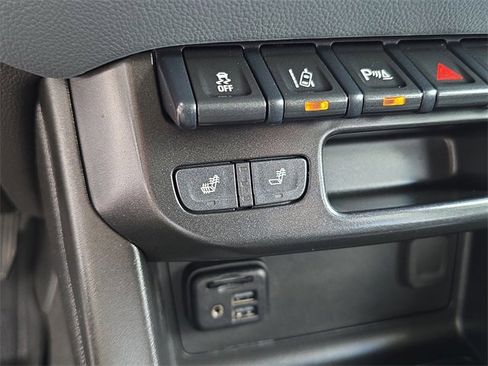 Used 2022 Chevrolet Colorado Z71 w/ Trail Boss Package image 21