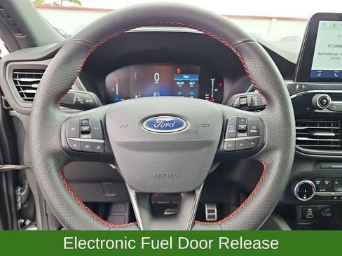 Used 2024 Ford Escape ST-Line image 10
