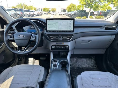 Used 2024 Ford Escape SE w/ PHEV Premium Package FWD image 21