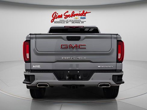 Used 2025 GMC Sierra 1500 Denali w/ Technology Package image 5