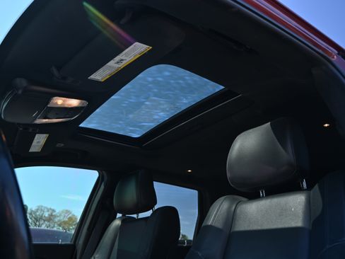 Used 2021 Jeep Grand Cherokee Limited image 9