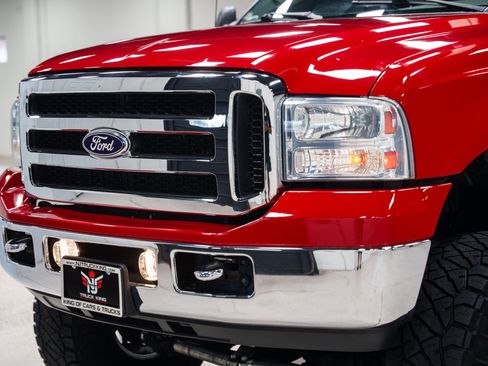 Used 2006 Ford F250 XL AWD/4WD image 19