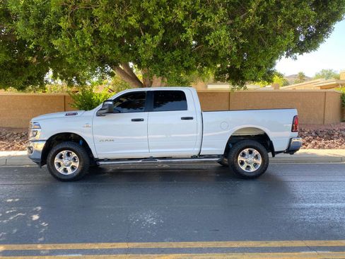 Used 2025 RAM 2500 Big Horn AWD/4WD image 65