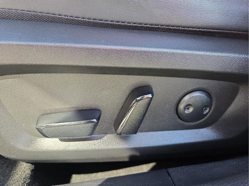 Used 2024 Mitsubishi Outlander SE image 16