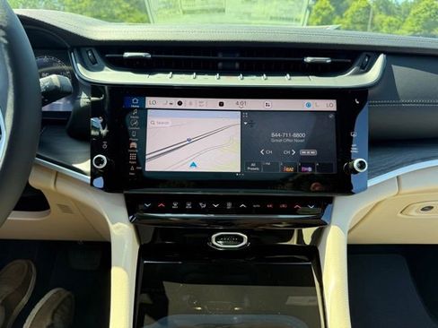 New 2026 Jeep Grand Cherokee L Limited AWD/4WD image 18