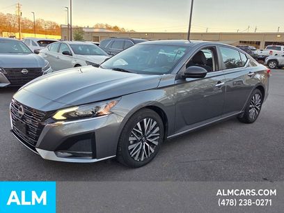 Used 2025 Nissan Altima 2.5 SV