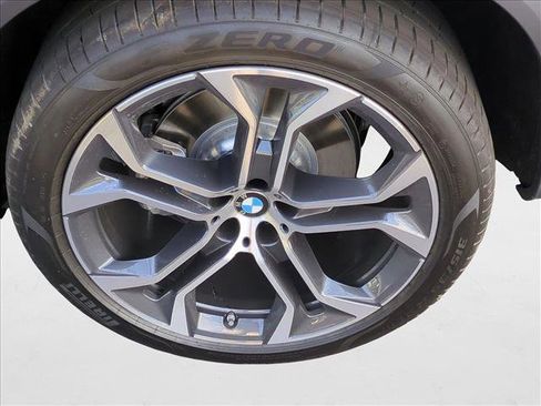 Used 2026 BMW X5 sDrive40i w/ Climate Comfort Package RWD image 9