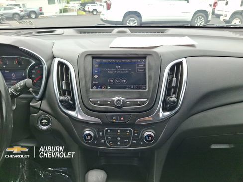 Certified 2022 Chevrolet Equinox LT w/ Driver Convenience Package AWD/4WD image 11