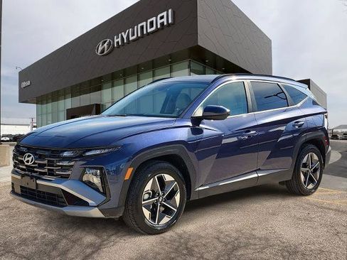 Certified 2025 Hyundai Tucson SEL image 1