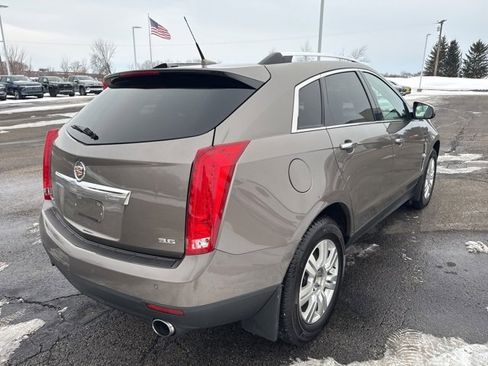 Used 2012 Cadillac SRX Luxury image 3