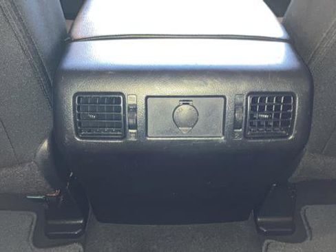 Used 2016 Toyota Tundra SR5 w/ SR5 Upgrade Package AWD/4WD image 21