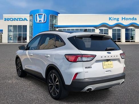Used 2021 Ford Escape SE w/ SE Sport Appearance Package FWD image 12