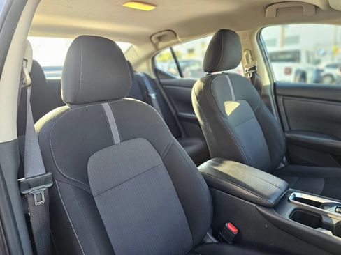 Used 2024 Nissan Sentra SV FWD image 25