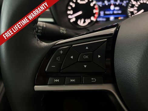 Used 2024 Nissan Altima 2.5 SV w/ SV Premium Package FWD image 36